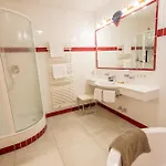 Alpenbad Hohenhaus Otel 4*