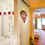 Alpenbad Hohenhaus 4*