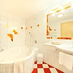 Alpenbad Hohenhaus Otel