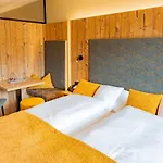 Отель Alpenbad Hohenhaus