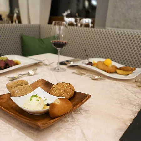 Alpenbad Hohenhaus Hotel 4*