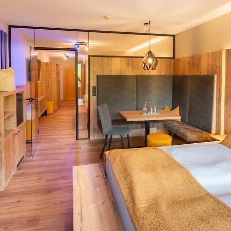 Alpenbad Hohenhaus 4* Tux