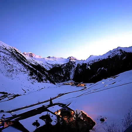 Hotel Alpenbad Hohenhaus