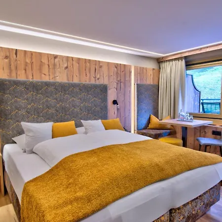 Hotel Alpenbad Hohenhaus 4*