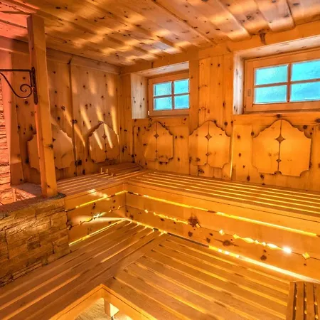 Alpenbad Hohenhaus Hotel Tux