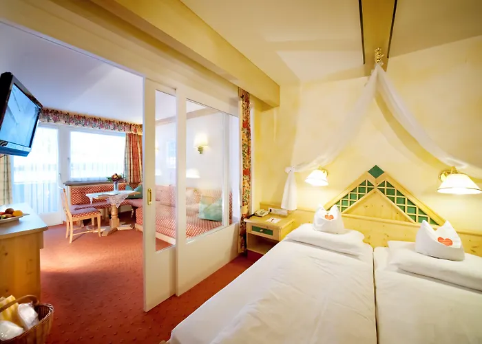 Alpenbad Hohenhaus فندق 4*