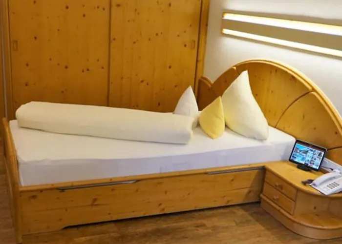 Alpenbad Hohenhaus 4* Tux