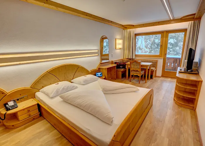 Alpenbad Hohenhaus 4*